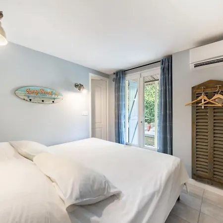 Chic Webb Villa *