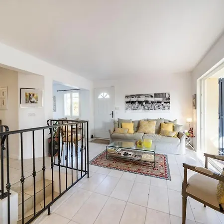 Chic Webb Villa Cannes